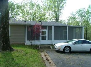 1305 S Wall St #1A-W1A, Carbondale, IL 62901