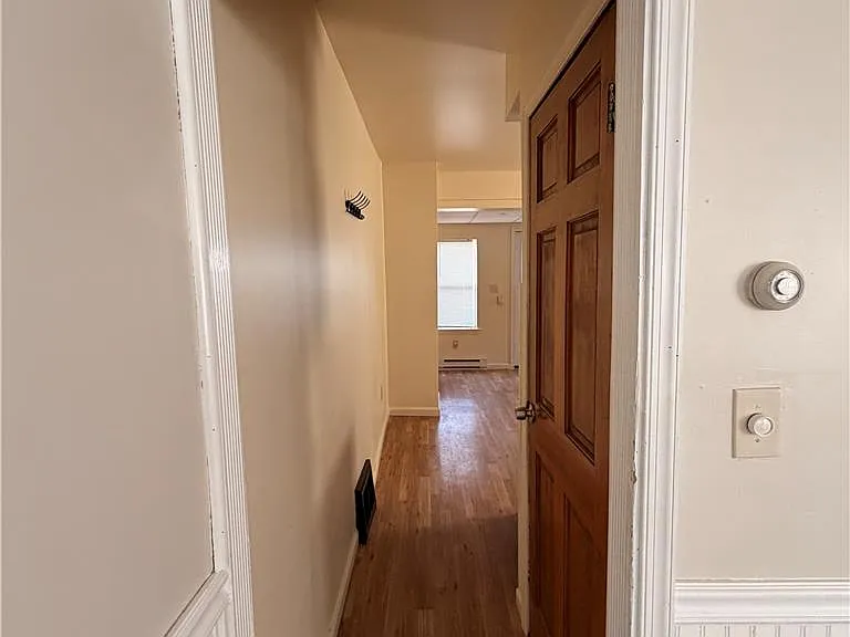 2414 Birch St — Photo 3