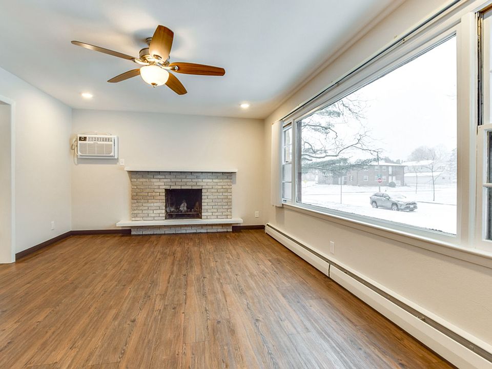 1st image of 2609-2710 McDivitt Rd #2710-1