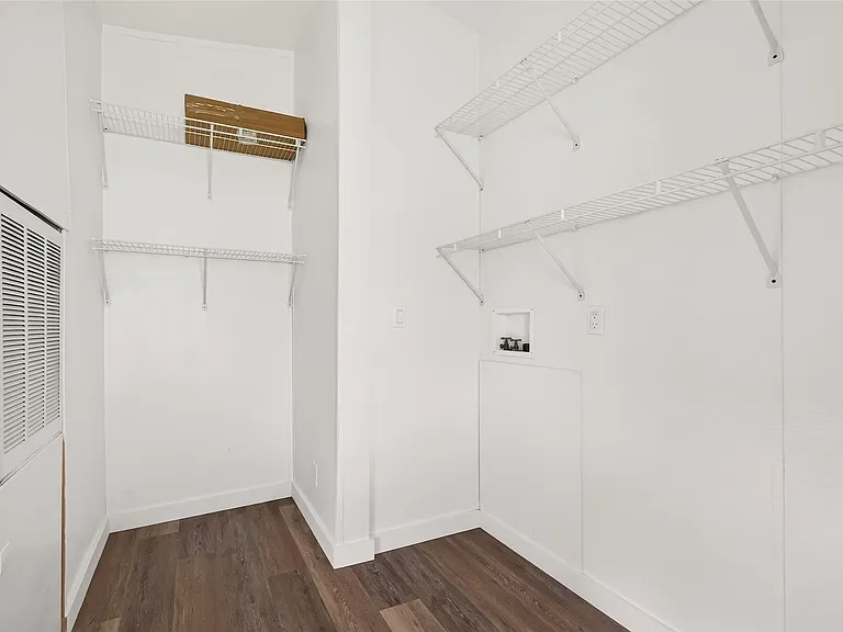 6018 Barney Ln — Photo 24