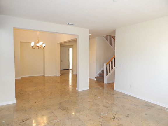 5th image of 433 Bettona Way