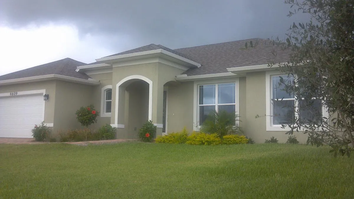 4609 S Atlantic Avenue — Photo 3