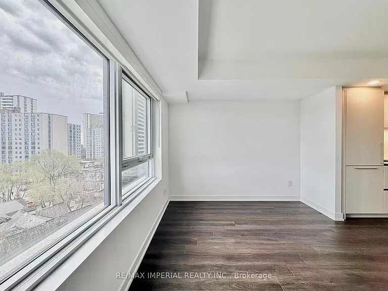 609 Sherbourne St #708 — Photo 6