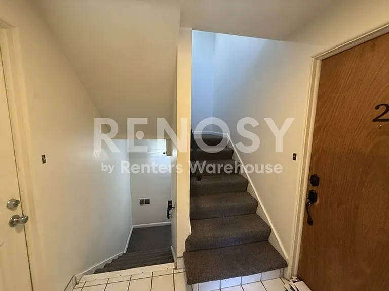 1535 Hudson St #3 — Photo 10