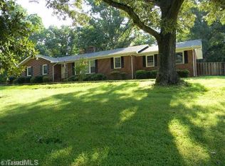 309 Forest Dr, Graham, NC 27253