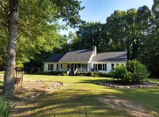 1370 Allen Rd, Grantville, GA 30220