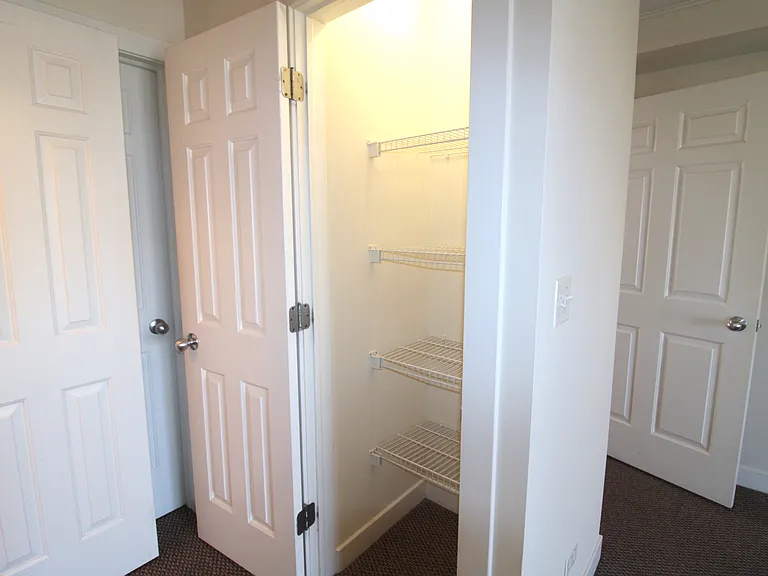 917 N Ashland Ave #2 — Photo 15