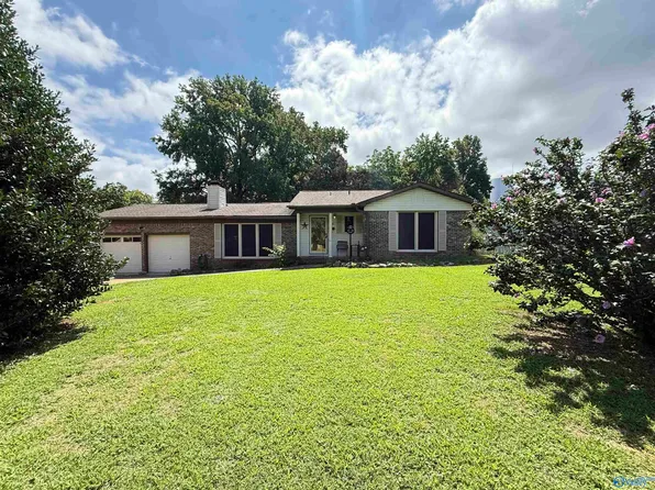89 Bell Dr, Trinity, AL 35673