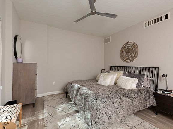 3rd image of 1240 India St Unit 100