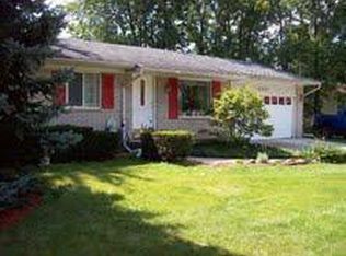 2320 Vermont Dr, Troy, MI