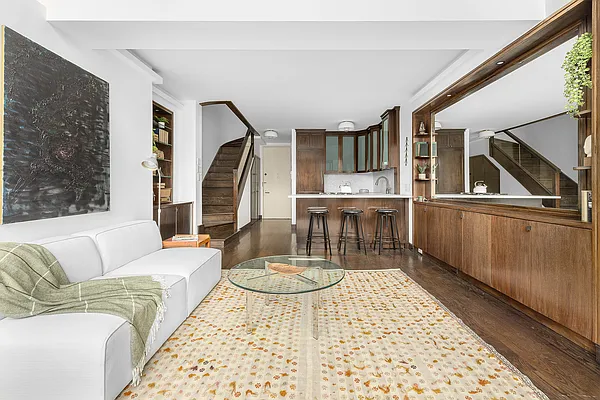 Sold by Compass | media 1