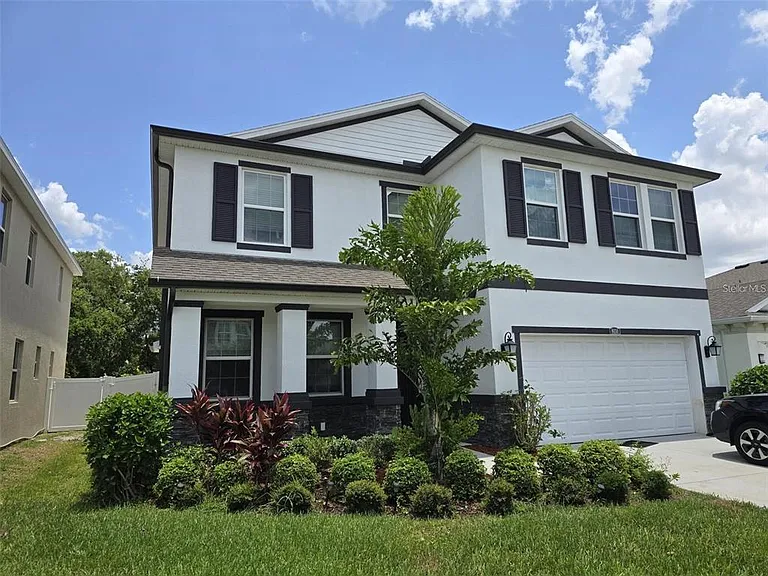 8030 Praise Dr — Photo 3