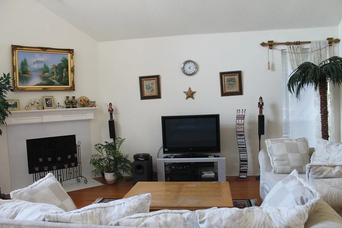 4 bed, 2.5 bath, 2621 sqft, $2,650 — Photo 4