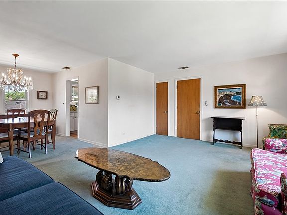 5th image of 12 N Home Ave #2W