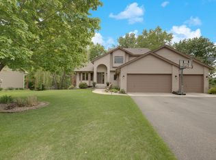 688 Crimson Leaf Trl, Eagan, MN 55123