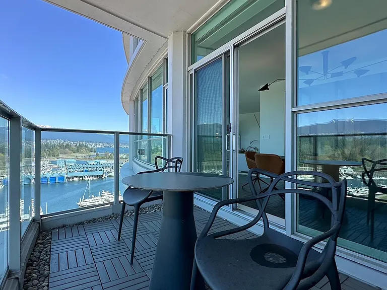 1777 Bayshore Dr #Penthouse 4 — Photo 33