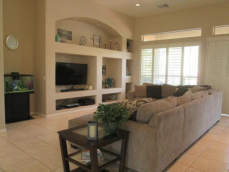 5745 E Sunset Point Dr — Photo 8
