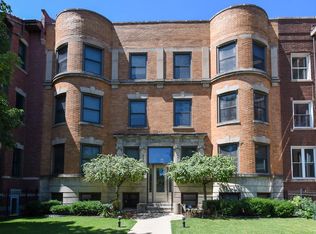 4338 N Sheridan Rd #1, Chicago, IL 60613