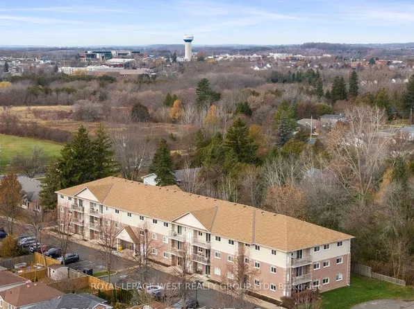 841 Battell St N #107, Cobourg, ON K9A 0B9