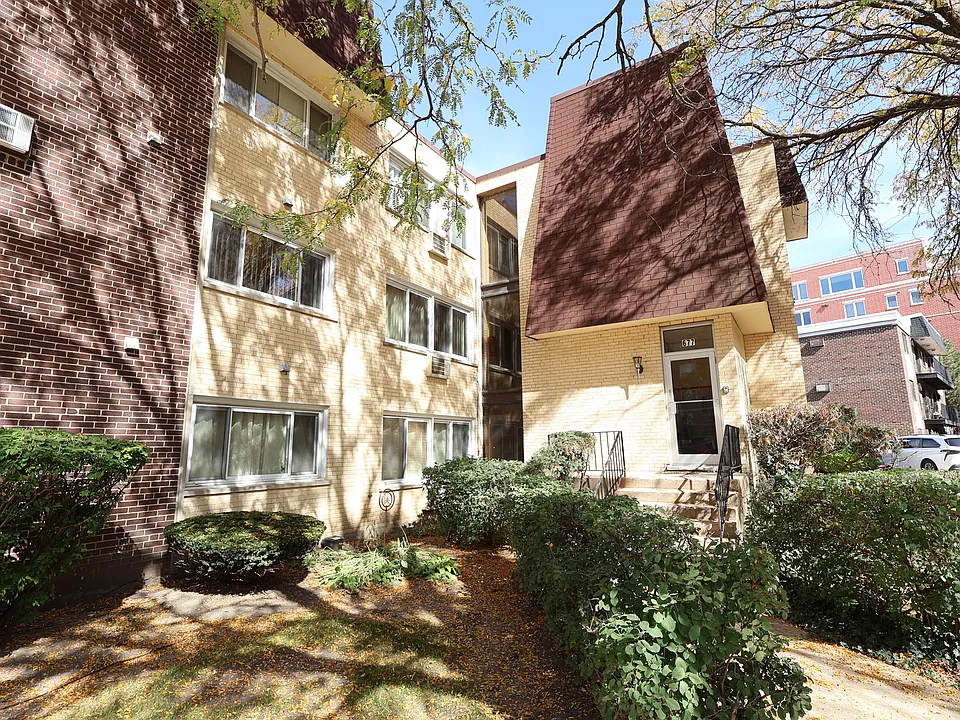 677 S River Rd #2A