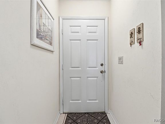 5th image of 110 E Glassboro Ct APT 7A