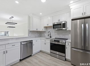 Meetinghouse Village Condo, Meriden, CT 06450