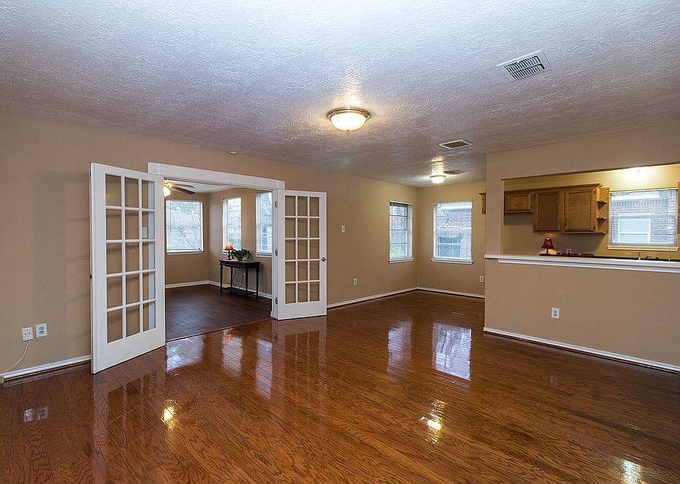 Living and Sun Room
