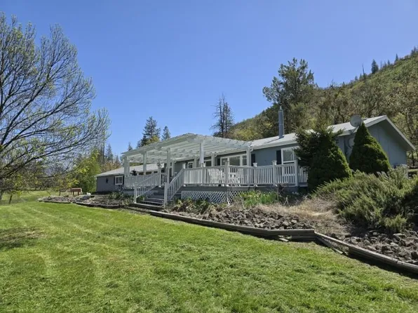 20202 Ager Beswick Rd, Montague, CA 96064
