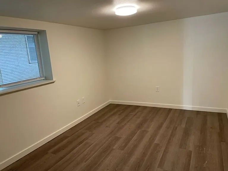 1517 Franklin St — Photo 13