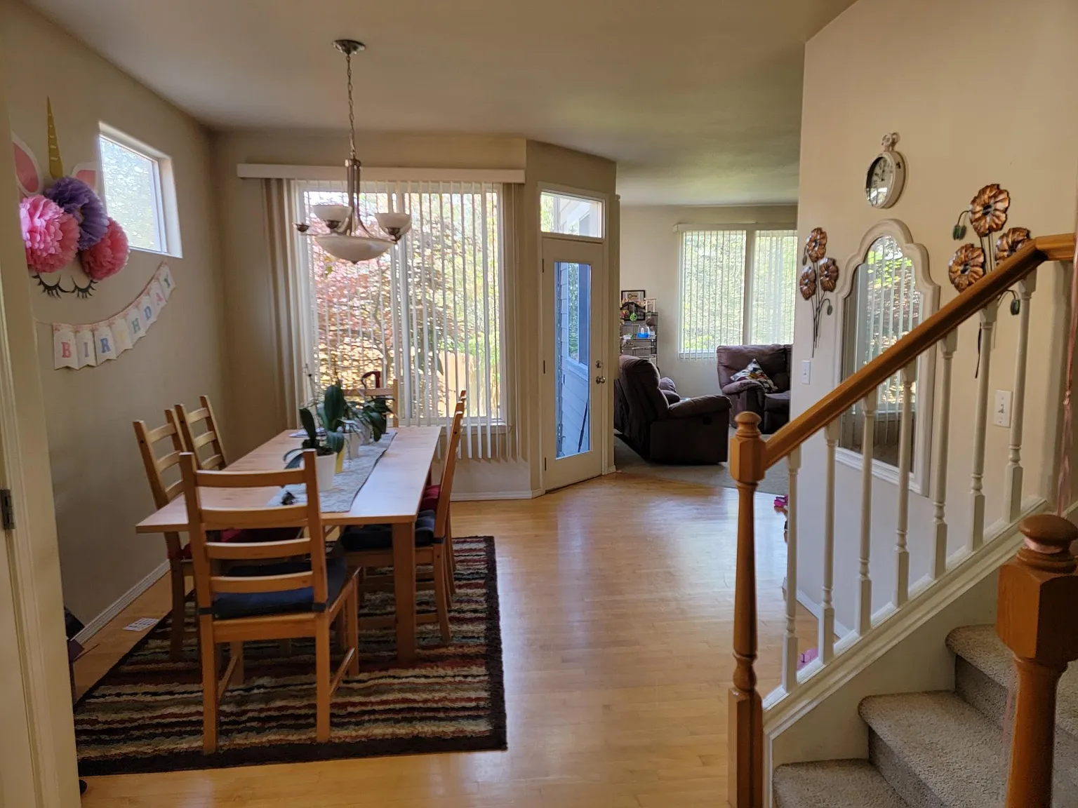 20219 Bartlett Rd — Photo 2