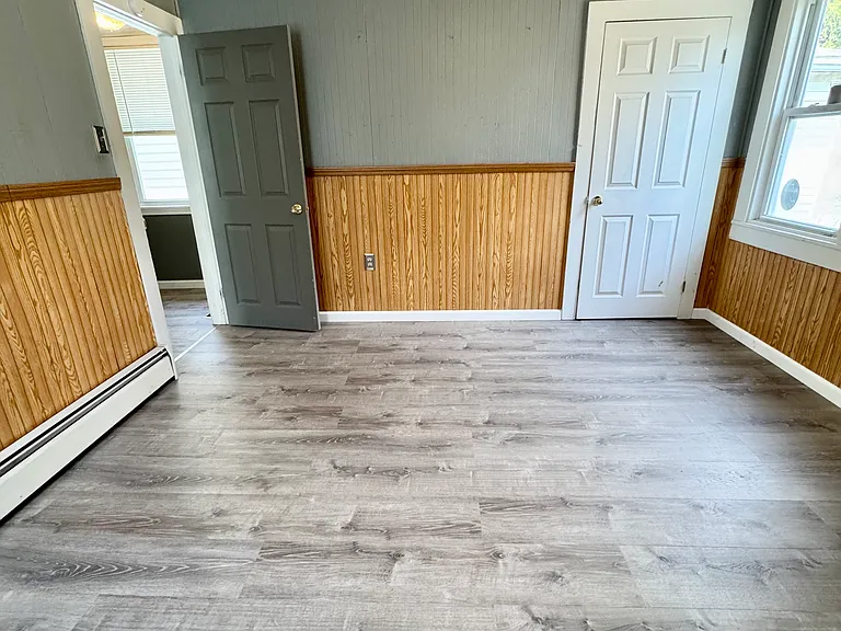221 Bauer St — Photo 8