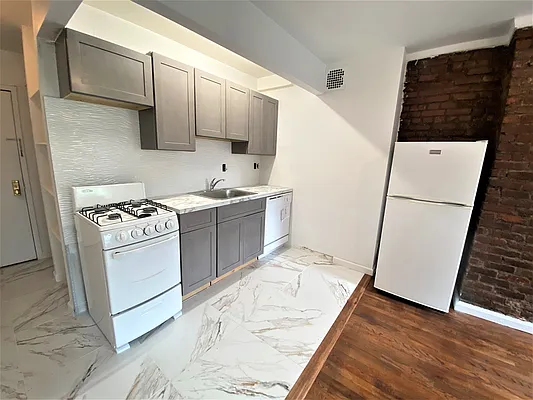 Rented by Douglas Elliman | media 5