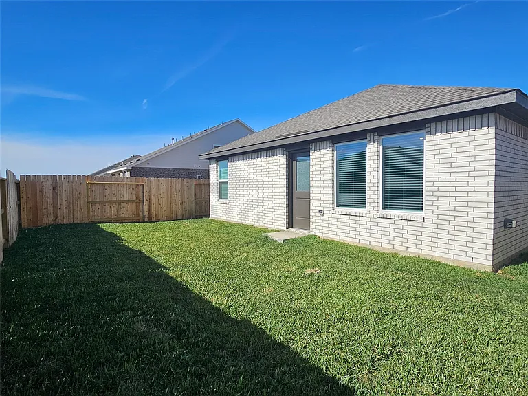3132 Sunset Glory Dr — Photo 32