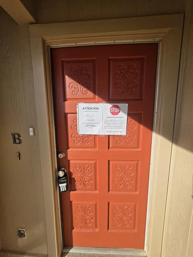 2 bed, 1.0 bath, 984 sqft, $1,400 — Photo 2