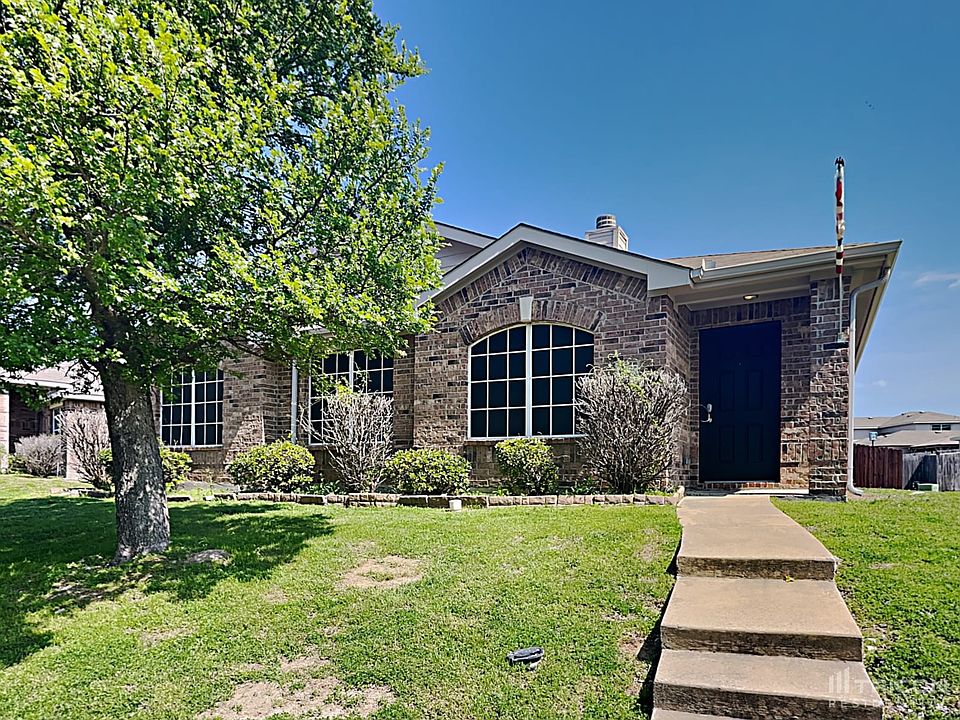 1st image of 2021 Barclay Dr