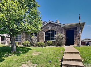 2021 Barclay Dr, Lancaster, TX