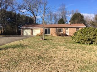 533 Old Homestead Rd, Wilkesboro, NC 28697