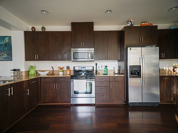 STAINLESS STEEL APPLIANCES
