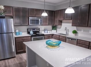 9106 Westheimer Rd #2214, Houston, TX 77063