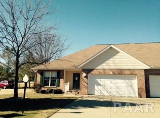 26 Meadowbrook Ln, Morton, IL