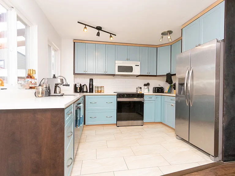 21573 Cherrington Ave — Photo 9