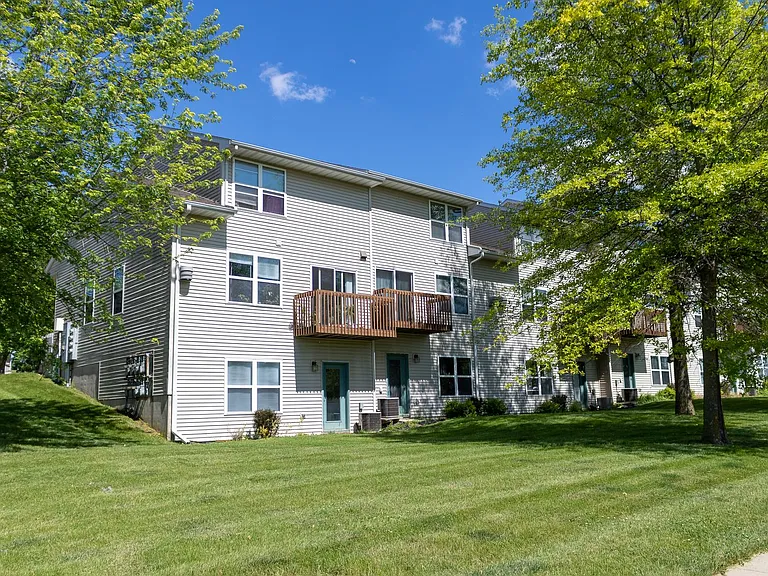 1039 Scott Park Dr — Photo 18
