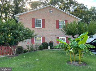 12512 Oakwood Dr, Woodbridge, VA 22192