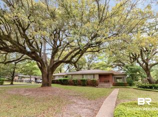 3856 Mountain Dr, Mobile, AL 36693