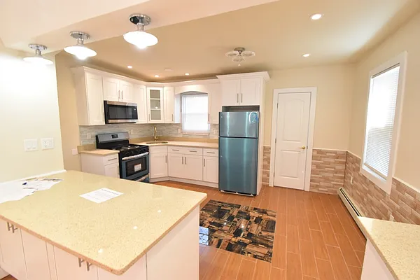Sold by Great Success Realty | media 7