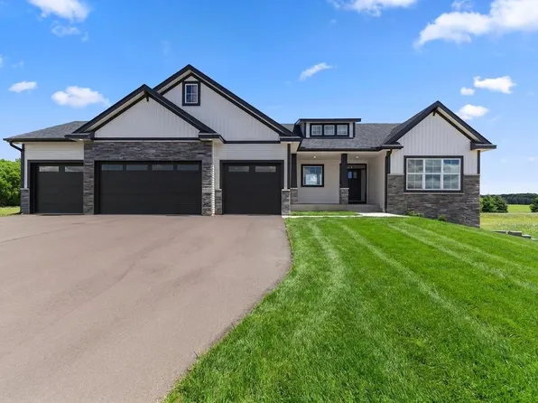 21207 Tippecanoe St NE, East Bethel, MN 55011