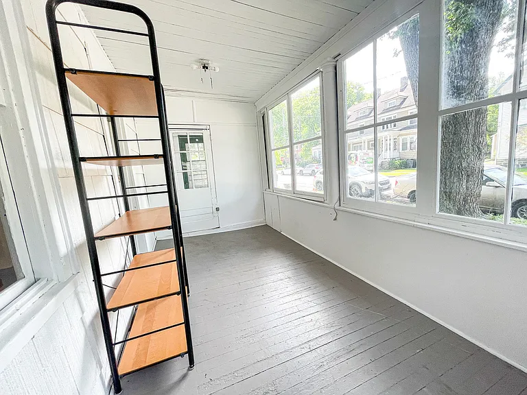 310 Farm Street — Photo 27