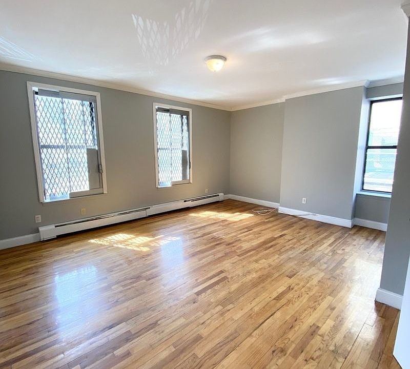 1st image of 211 W 146th St #C2