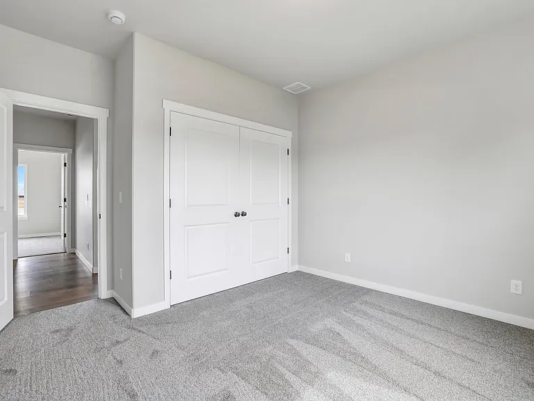 533 Irene St — Photo 33