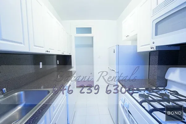 Rented by Bond New York | media 19